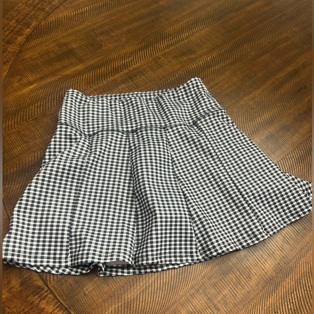 Source Unknown Black and White Checkered Skort